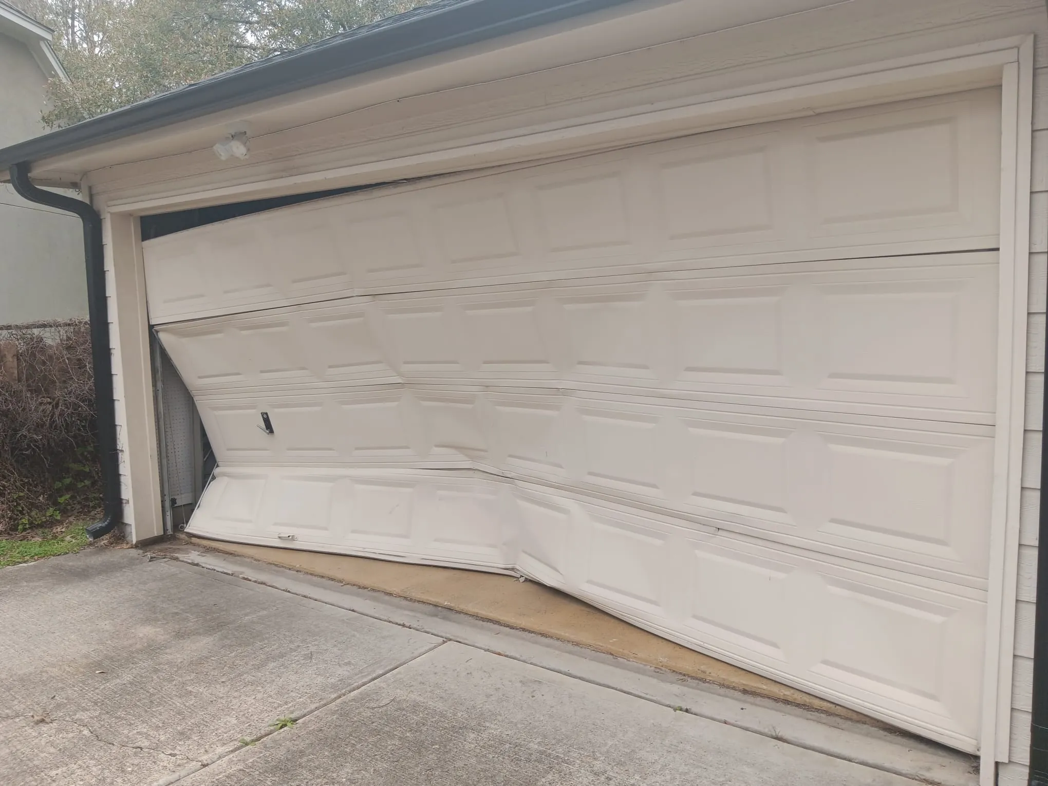 Garage Door Repair Near Me — Humble, TX — Lemus Garage Door Services, Licensed & Insured, (281) 906-4783